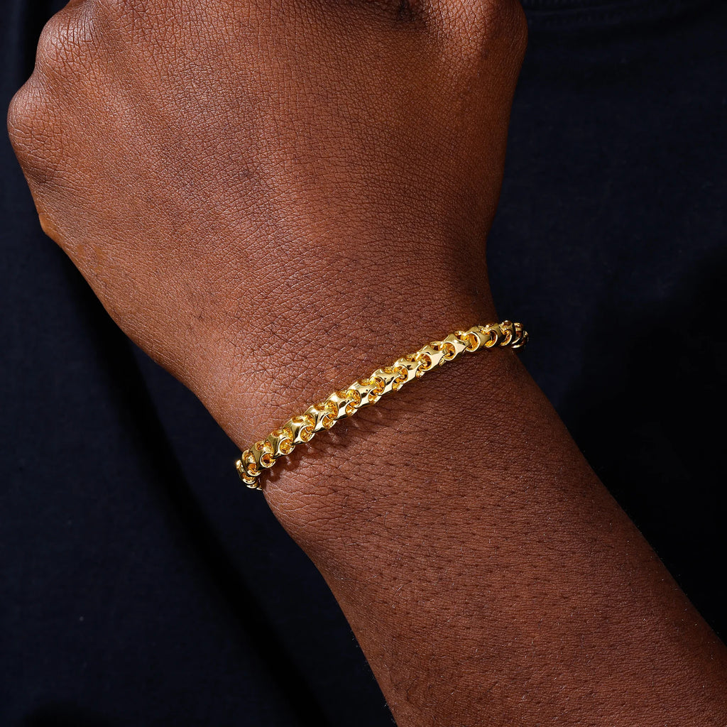 Luxury Iced Out Long Lock 8mm Gold Plated 925 Sterling Silver VVS1 Moissanite Knight Armor Link Chain Bracelet